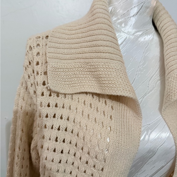 Universal Thread Beige Open-Knit Cardigan - Picture 3 of 8